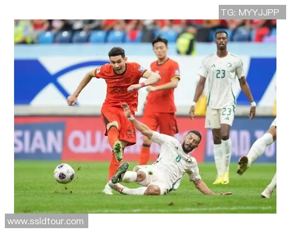 世界杯预选赛点评：武汉足球队的意识表现